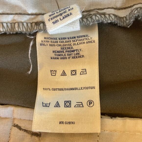 Lands End Canvas Shorts Khaki Size 6 Low Rise 4 inch Inseam Cuffed - Picture 10 of 10